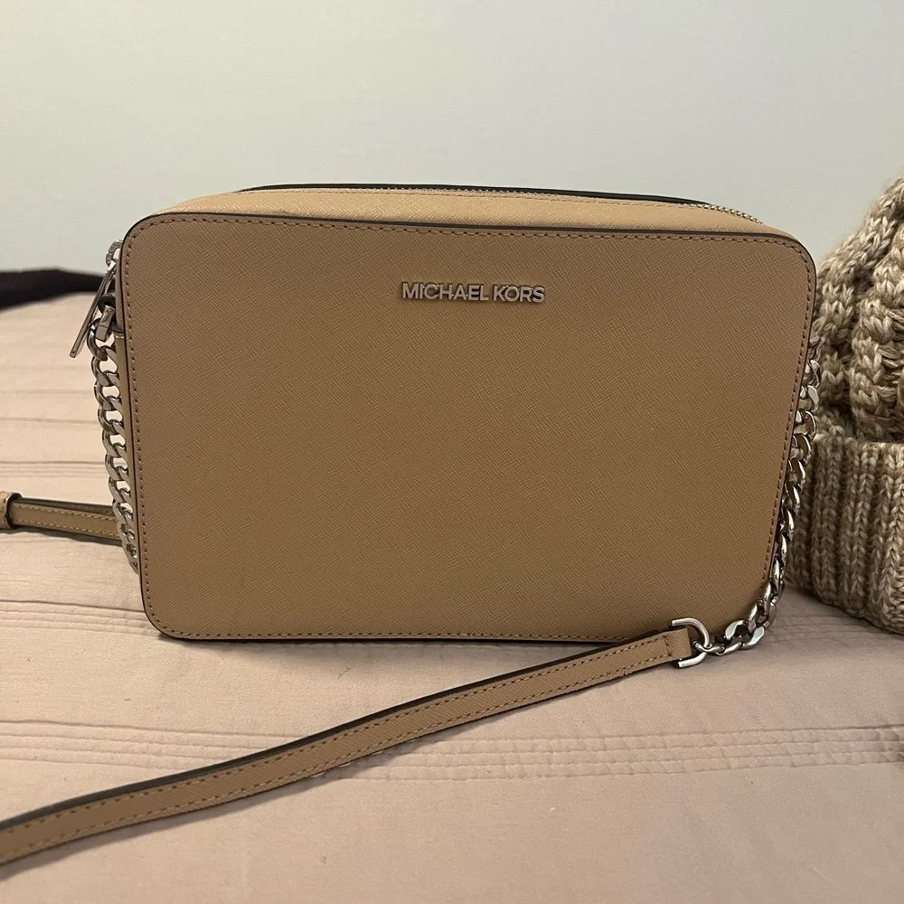 Michael Kors Beige Crossbody Bag - Picture 2 of 4